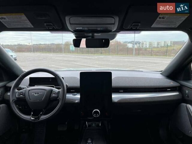 Сірий Форд Mustang Mach-E, об'ємом двигуна 0 л та пробігом 43 тис. км за 29999 $, фото 15 на Automoto.ua