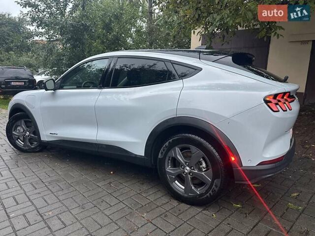 Сірий Форд Mustang Mach-E, об'ємом двигуна 0 л та пробігом 125 тис. км за 24000 $, фото 2 на Automoto.ua