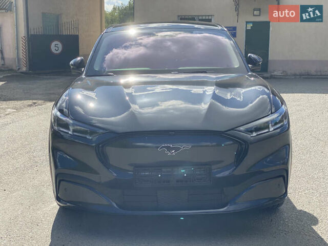 Сірий Форд Mustang Mach-E, об'ємом двигуна 0 л та пробігом 76 тис. км за 25700 $, фото 3 на Automoto.ua