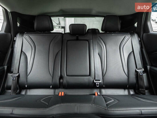 Серый Форд Mustang Mach-E, объемом двигателя 0 л и пробегом 23 тыс. км за 32900 $, фото 66 на Automoto.ua