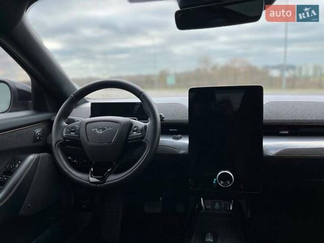 Сірий Форд Mustang Mach-E, об'ємом двигуна 0 л та пробігом 43 тис. км за 29999 $, фото 12 на Automoto.ua