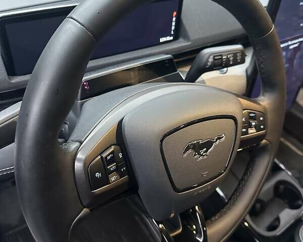 Сірий Форд Mustang Mach-E, об'ємом двигуна 0 л та пробігом 125 тис. км за 24000 $, фото 26 на Automoto.ua
