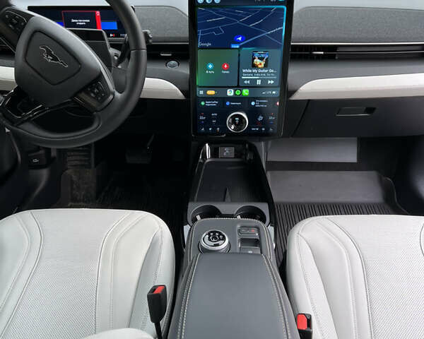 Серый Форд Mustang Mach-E, объемом двигателя 0 л и пробегом 17 тыс. км за 28111 $, фото 35 на Automoto.ua