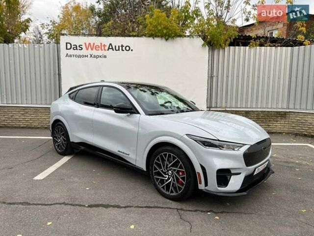 Серый Форд Mustang Mach-E, объемом двигателя 0 л и пробегом 14 тыс. км за 34500 $, фото 5 на Automoto.ua