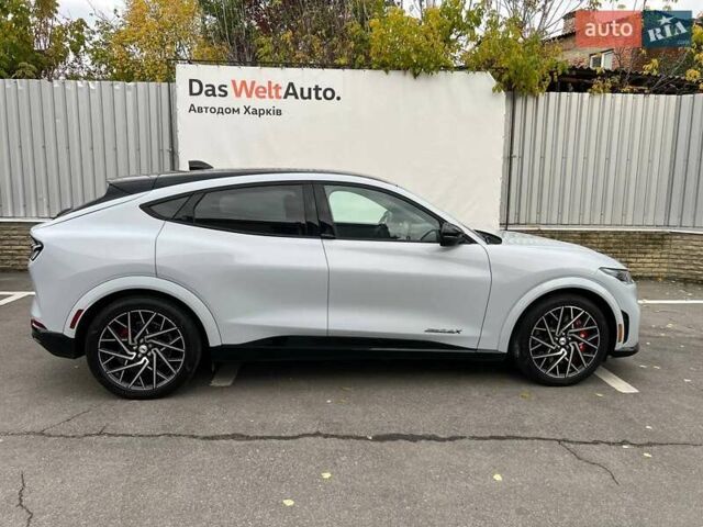 Серый Форд Mustang Mach-E, объемом двигателя 0 л и пробегом 14 тыс. км за 34500 $, фото 7 на Automoto.ua