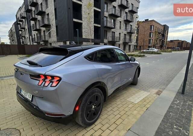 Серый Форд Mustang Mach-E, объемом двигателя 0 л и пробегом 26 тыс. км за 26000 $, фото 3 на Automoto.ua