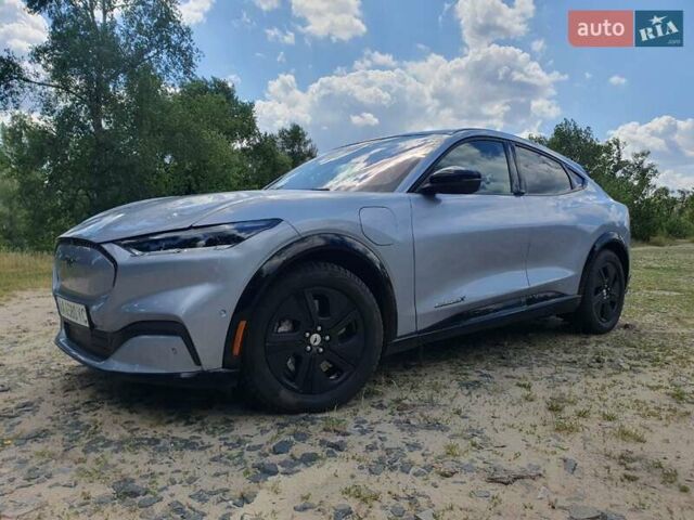 Серый Форд Mustang Mach-E, объемом двигателя 0 л и пробегом 39 тыс. км за 27000 $, фото 18 на Automoto.ua