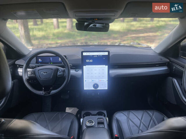 Сірий Форд Mustang Mach-E, об'ємом двигуна 0 л та пробігом 41 тис. км за 27500 $, фото 32 на Automoto.ua