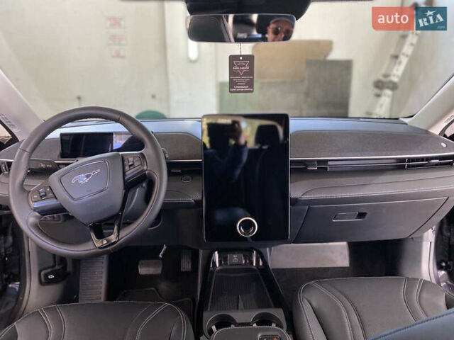 Сірий Форд Mustang Mach-E, об'ємом двигуна 0 л та пробігом 76 тис. км за 25700 $, фото 44 на Automoto.ua