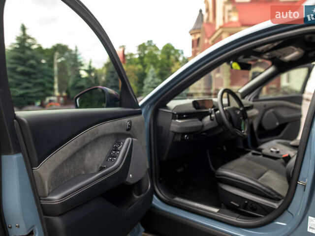 Сірий Форд Mustang Mach-E, об'ємом двигуна 0 л та пробігом 31 тис. км за 32900 $, фото 55 на Automoto.ua