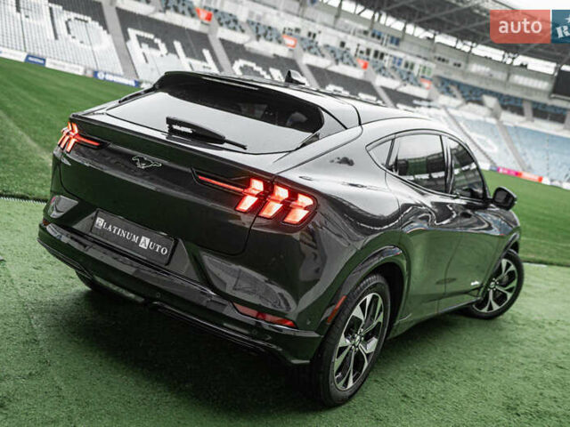 Сірий Форд Mustang Mach-E, об'ємом двигуна 0 л та пробігом 23 тис. км за 32900 $, фото 24 на Automoto.ua