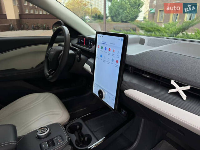 Форд Mustang Mach-E 2022 в Одессе на Automoto.ua Серый Форд Mustang Mach-E, объемом двигателя 0 л и пробегом 22 тыс. км за 29900 $, фото 30 на Automoto.ua