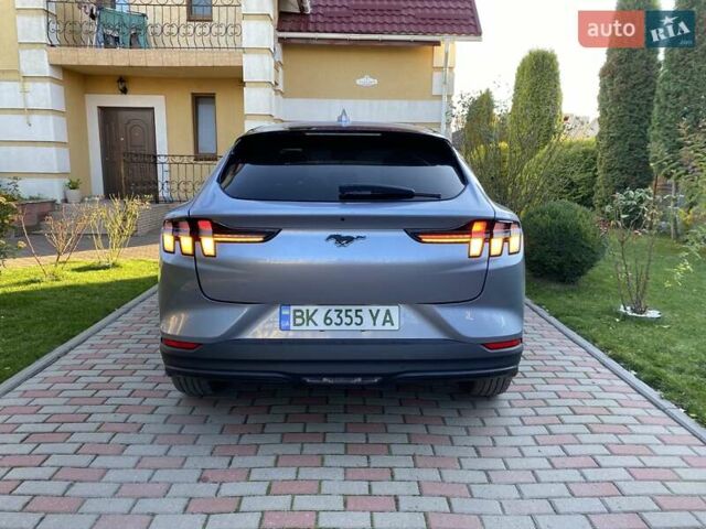 Серый Форд Mustang Mach-E, объемом двигателя 0 л и пробегом 44 тыс. км за 22700 $, фото 6 на Automoto.ua