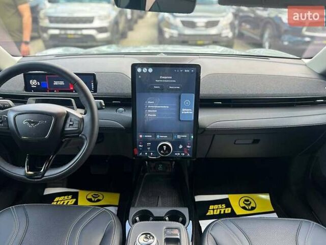 Сірий Форд Mustang Mach-E, об'ємом двигуна 0 л та пробігом 100 тис. км за 30000 $, фото 17 на Automoto.ua