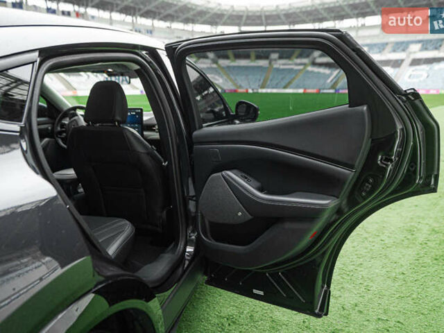 Серый Форд Mustang Mach-E, объемом двигателя 0 л и пробегом 23 тыс. км за 32900 $, фото 33 на Automoto.ua