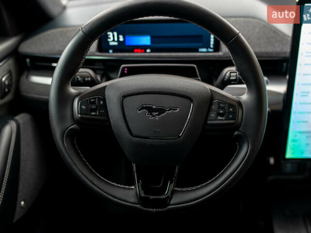 Серый Форд Mustang Mach-E, объемом двигателя 0 л и пробегом 31 тыс. км за 34900 $, фото 64 на Automoto.ua