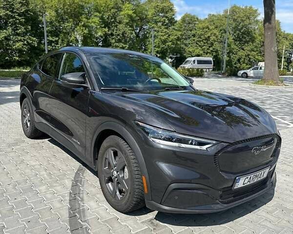 Серый Форд Mustang Mach-E, объемом двигателя 0 л и пробегом 49 тыс. км за 26500 $, фото 2 на Automoto.ua