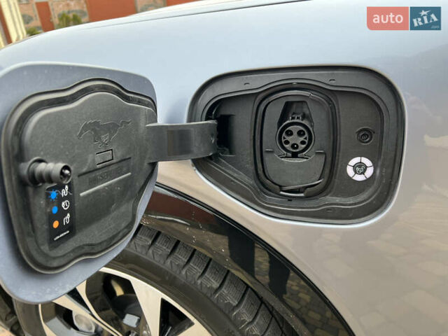 Серый Форд Mustang Mach-E, объемом двигателя 0 л и пробегом 17 тыс. км за 28111 $, фото 49 на Automoto.ua