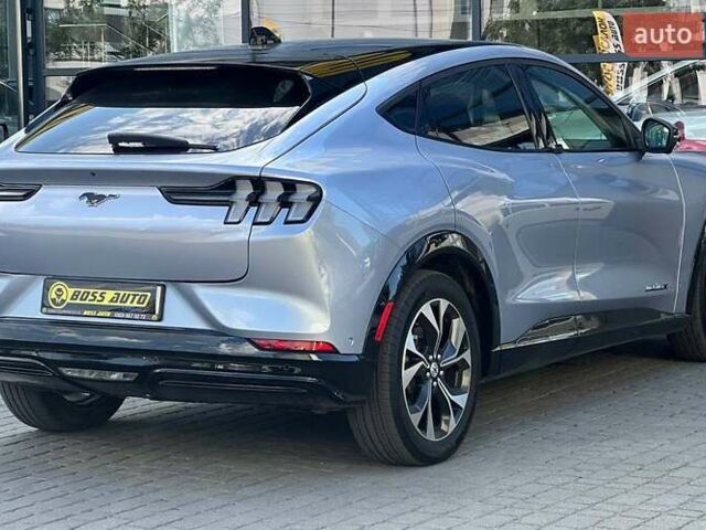 Сірий Форд Mustang Mach-E, об'ємом двигуна 0 л та пробігом 100 тис. км за 30000 $, фото 5 на Automoto.ua