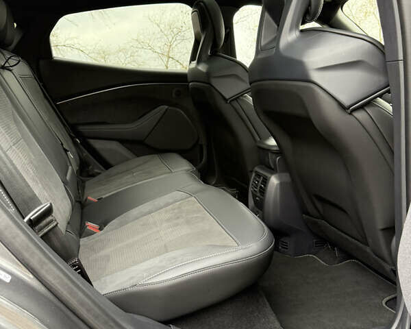 Серый Форд Mustang Mach-E, объемом двигателя 0 л и пробегом 30 тыс. км за 34300 $, фото 13 на Automoto.ua