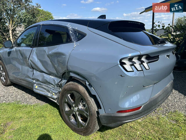 Серый Форд Mustang Mach-E, объемом двигателя 0 л и пробегом 25 тыс. км за 15900 $, фото 4 на Automoto.ua