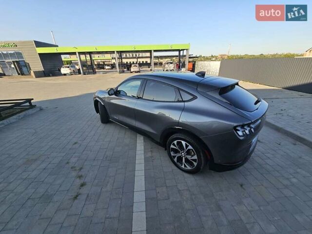 Серый Форд Mustang Mach-E, объемом двигателя 0 л и пробегом 12 тыс. км за 29500 $, фото 13 на Automoto.ua