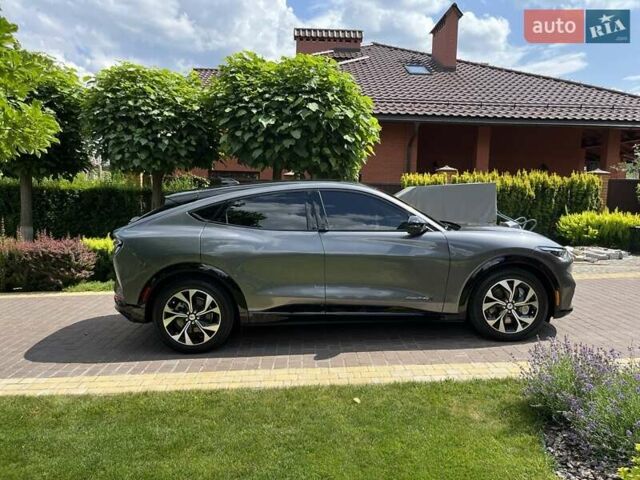 Сірий Форд Mustang Mach-E, об'ємом двигуна 0 л та пробігом 28 тис. км за 29999 $, фото 8 на Automoto.ua