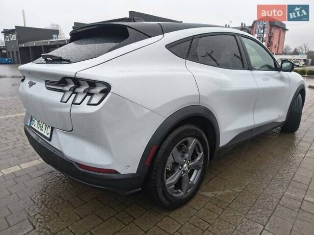 Серый Форд Mustang Mach-E, объемом двигателя 0 л и пробегом 16 тыс. км за 24100 $, фото 31 на Automoto.ua