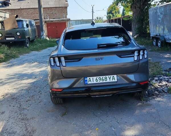 Серый Форд Mustang Mach-E, объемом двигателя 0 л и пробегом 3 тыс. км за 37000 $, фото 6 на Automoto.ua