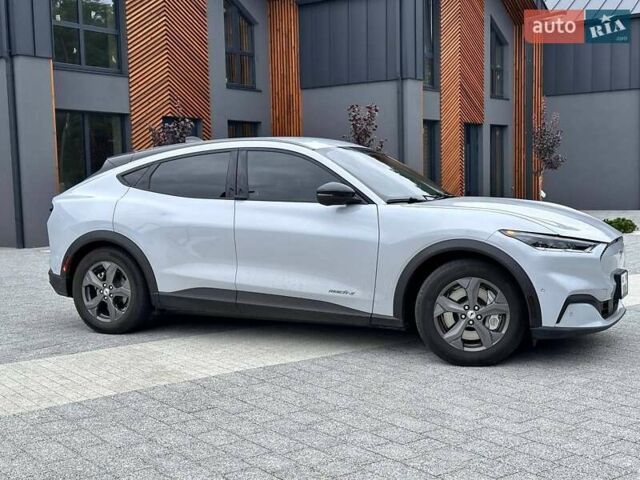 Сірий Форд Mustang Mach-E, об'ємом двигуна 0 л та пробігом 9 тис. км за 24300 $, фото 19 на Automoto.ua