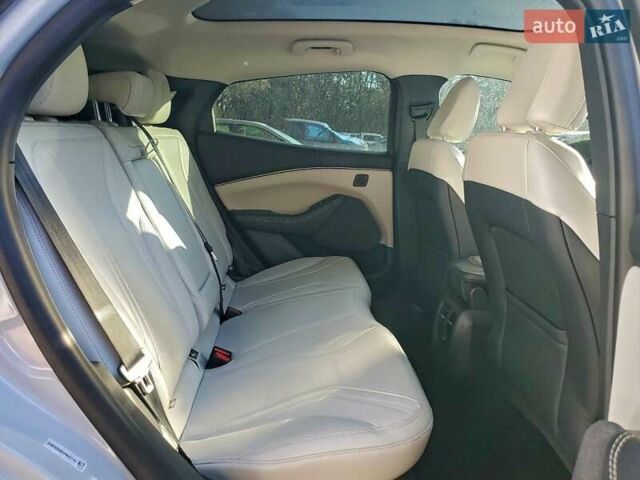 Серый Форд Mustang Mach-E, объемом двигателя 0 л и пробегом 18 тыс. км за 8000 $, фото 9 на Automoto.ua