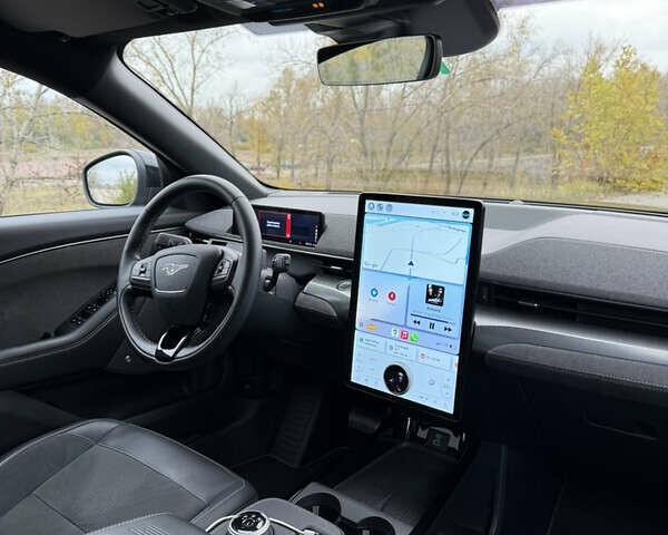 Серый Форд Mustang Mach-E, объемом двигателя 0 л и пробегом 30 тыс. км за 34300 $, фото 15 на Automoto.ua