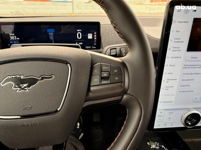 Серый Форд Mustang Mach-E, объемом двигателя 0 л и пробегом 11 тыс. км за 31990 $, фото 25 на Automoto.ua