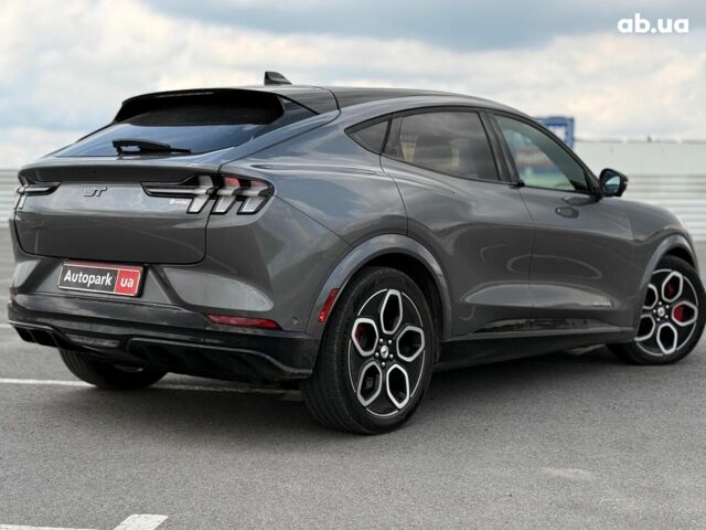 Серый Форд Mustang Mach-E, объемом двигателя 0 л и пробегом 11 тыс. км за 31990 $, фото 9 на Automoto.ua