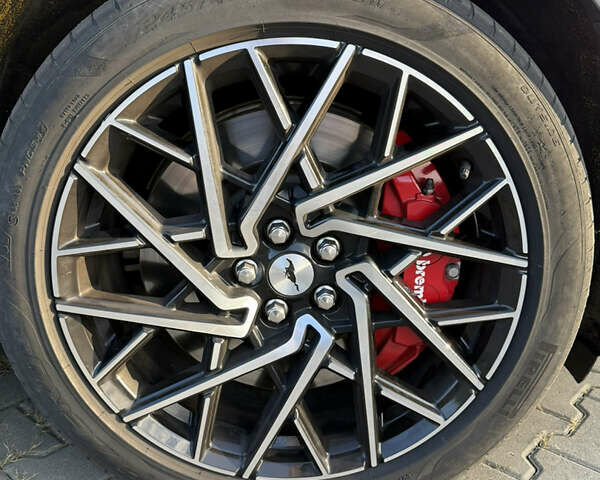 Серый Форд Mustang Mach-E, объемом двигателя 0 л и пробегом 28 тыс. км за 35300 $, фото 8 на Automoto.ua
