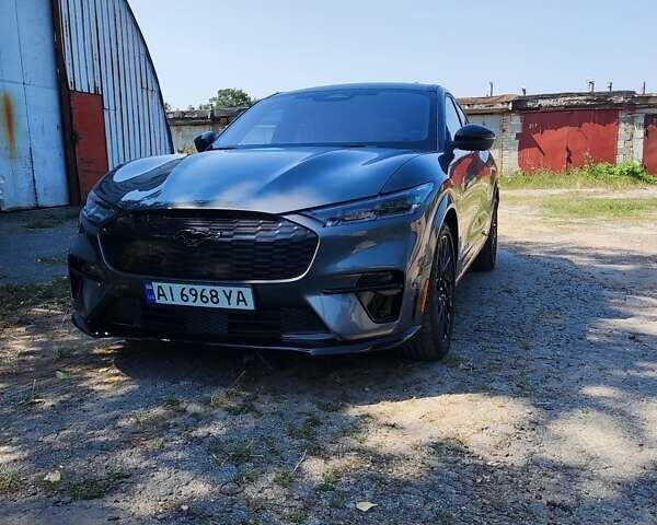 Серый Форд Mustang Mach-E, объемом двигателя 0 л и пробегом 3 тыс. км за 37000 $, фото 10 на Automoto.ua