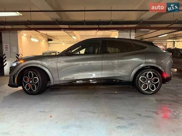 Серый Форд Mustang Mach-E, объемом двигателя 0 л и пробегом 41 тыс. км за 37000 $, фото 7 на Automoto.ua