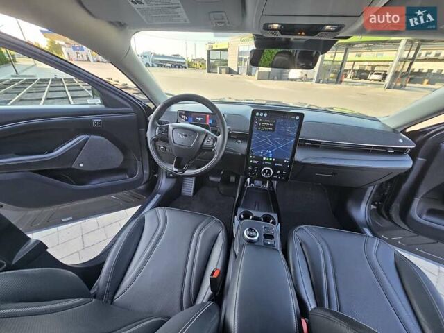 Серый Форд Mustang Mach-E, объемом двигателя 0 л и пробегом 12 тыс. км за 29500 $, фото 19 на Automoto.ua