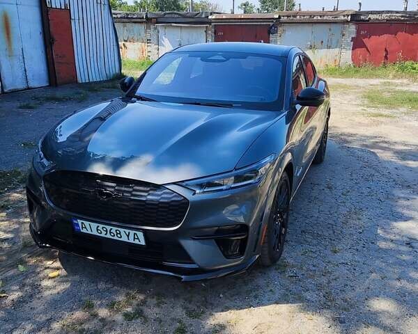 Серый Форд Mustang Mach-E, объемом двигателя 0 л и пробегом 3 тыс. км за 37000 $, фото 7 на Automoto.ua