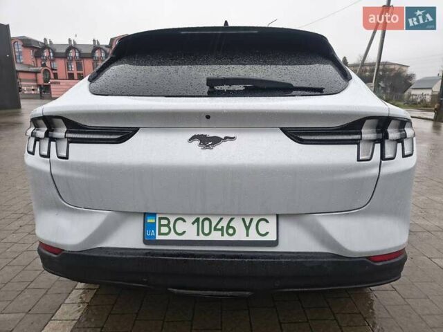 Серый Форд Mustang Mach-E, объемом двигателя 0 л и пробегом 16 тыс. км за 24100 $, фото 29 на Automoto.ua