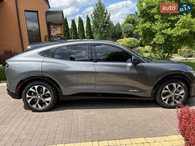 Сірий Форд Mustang Mach-E, об'ємом двигуна 0 л та пробігом 28 тис. км за 29999 $, фото 7 на Automoto.ua