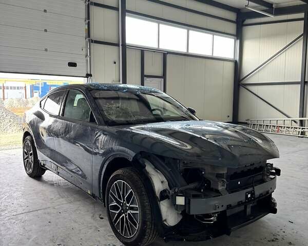 Серый Форд Mustang Mach-E, объемом двигателя 0 л и пробегом 8 тыс. км за 17000 $, фото 14 на Automoto.ua