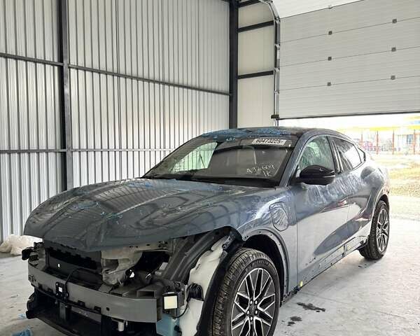 Серый Форд Mustang Mach-E, объемом двигателя 0 л и пробегом 8 тыс. км за 17000 $, фото 16 на Automoto.ua