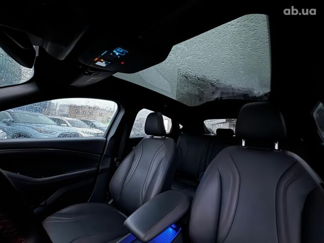 Синий Форд Mustang Mach-E, объемом двигателя 0 л и пробегом 15 тыс. км за 31890 $, фото 21 на Automoto.ua