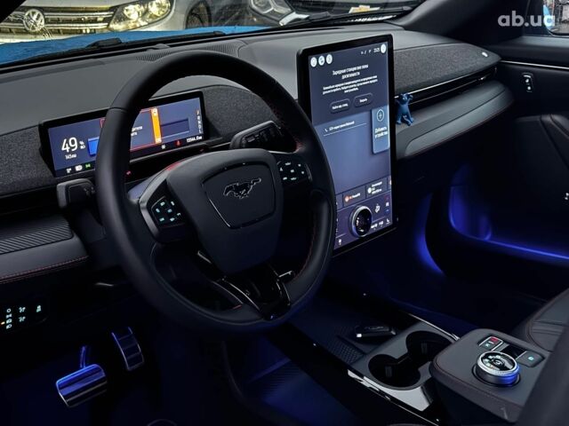 Синий Форд Mustang Mach-E, объемом двигателя 0 л и пробегом 15 тыс. км за 31890 $, фото 30 на Automoto.ua