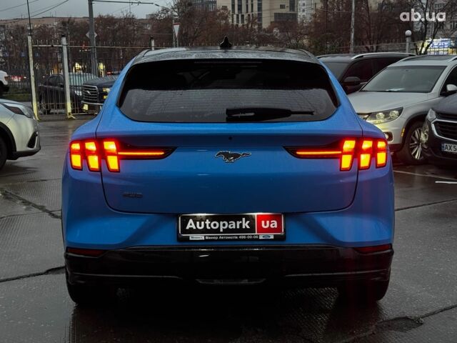 Синий Форд Mustang Mach-E, объемом двигателя 0 л и пробегом 15 тыс. км за 31890 $, фото 6 на Automoto.ua