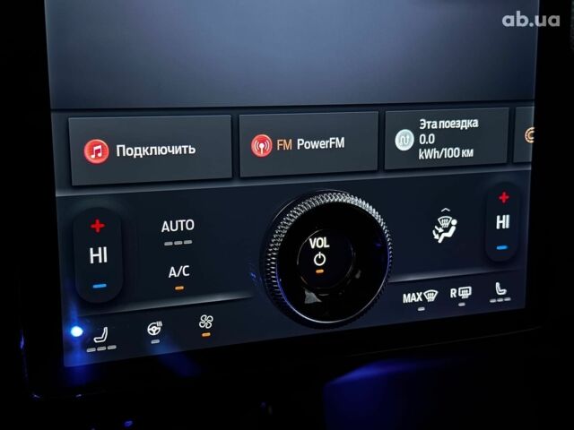 Синий Форд Mustang Mach-E, объемом двигателя 0 л и пробегом 15 тыс. км за 31890 $, фото 29 на Automoto.ua