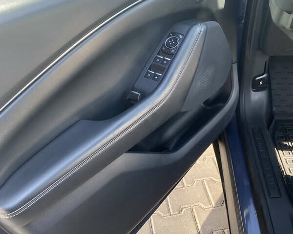 Синий Форд Mustang Mach-E, объемом двигателя 0 л и пробегом 102 тыс. км за 22900 $, фото 20 на Automoto.ua