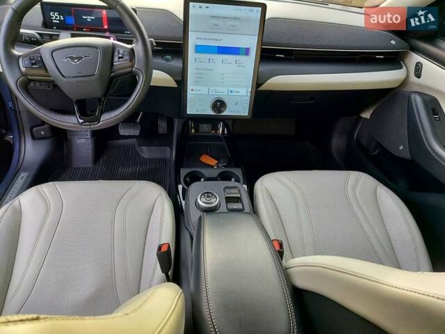 Синий Форд Mustang Mach-E, объемом двигателя 0 л и пробегом 107 тыс. км за 21600 $, фото 26 на Automoto.ua