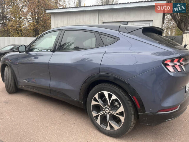 Синий Форд Mustang Mach-E, объемом двигателя 0 л и пробегом 50 тыс. км за 31500 $, фото 17 на Automoto.ua
